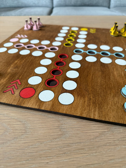 Ludo – the wooden workshop team, with care in every detail