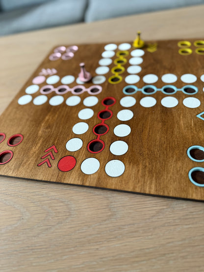 Ludo – the wooden workshop team, with care in every detail