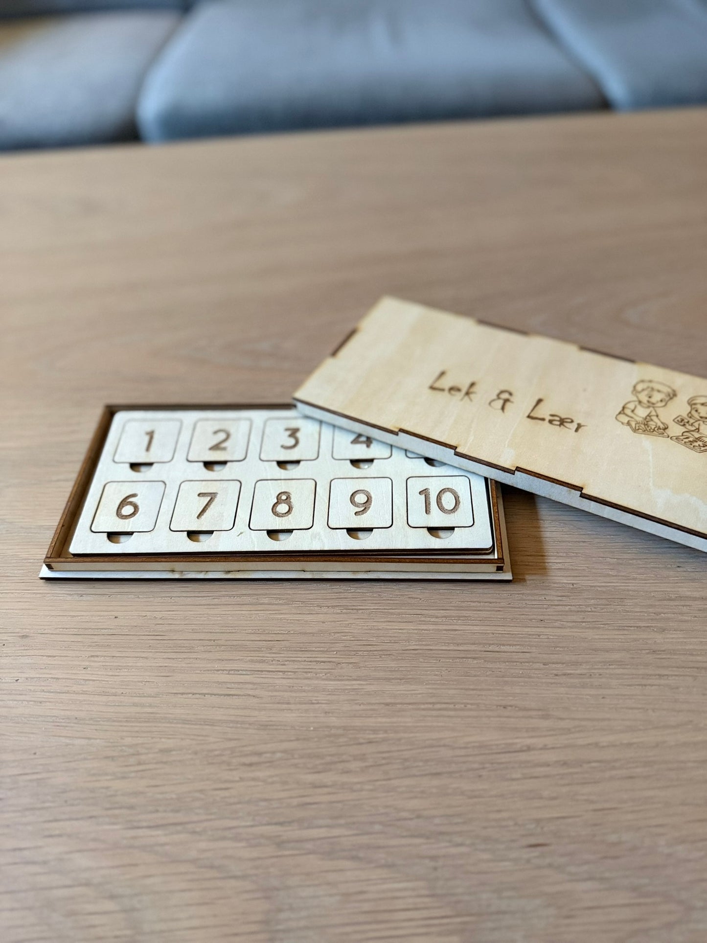 Wooden Number and Dice Game – Montessori-Inspired Learning Game (9.5×19.5 cm)
