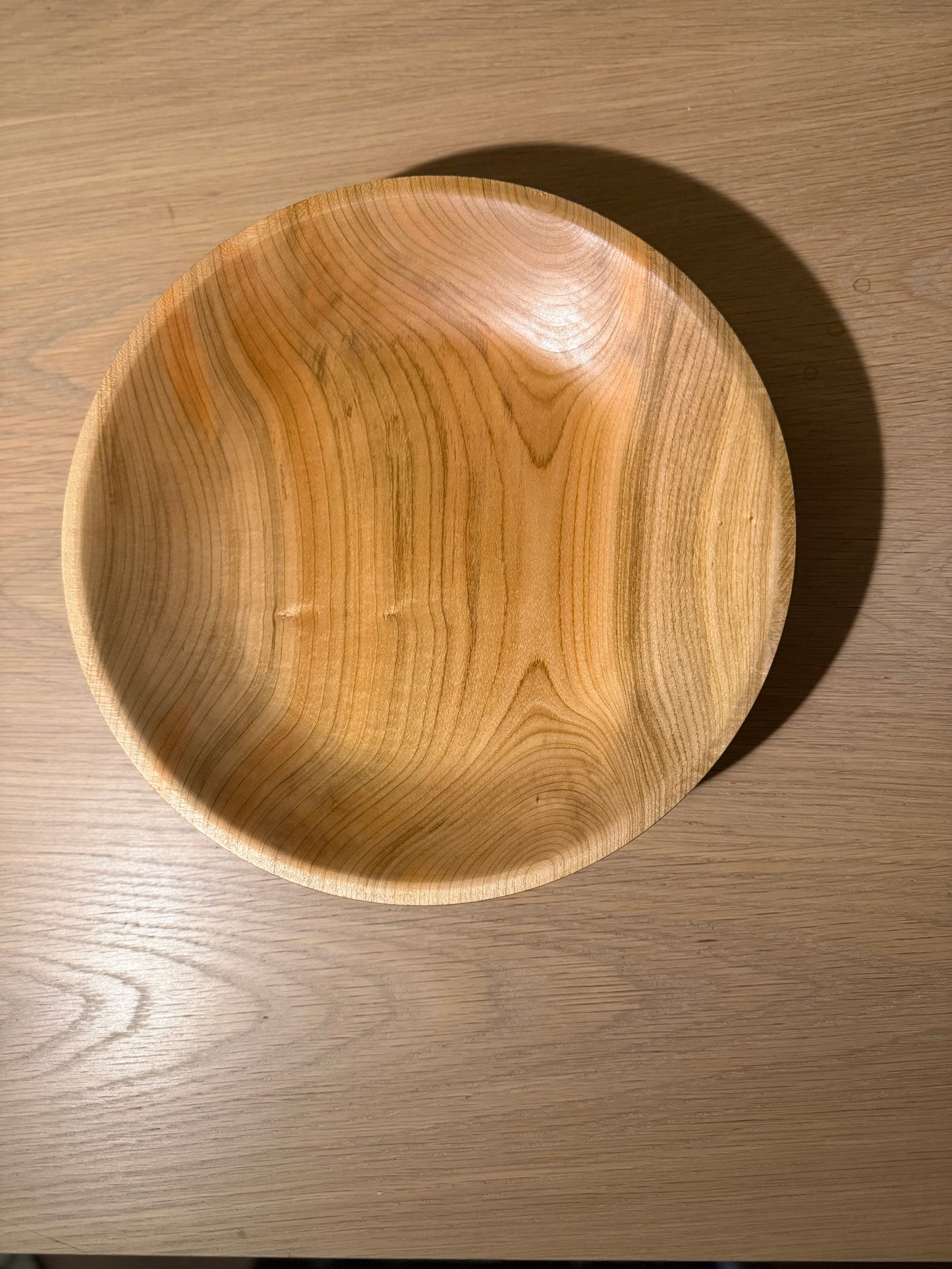 Turned wooden bowl with food-safe beeswax (28 cm)