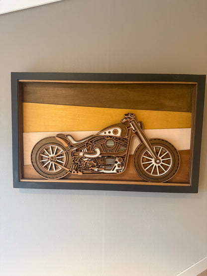 Harley-Davidson – mandala-inspirert bilde i tre (45x60 cm)