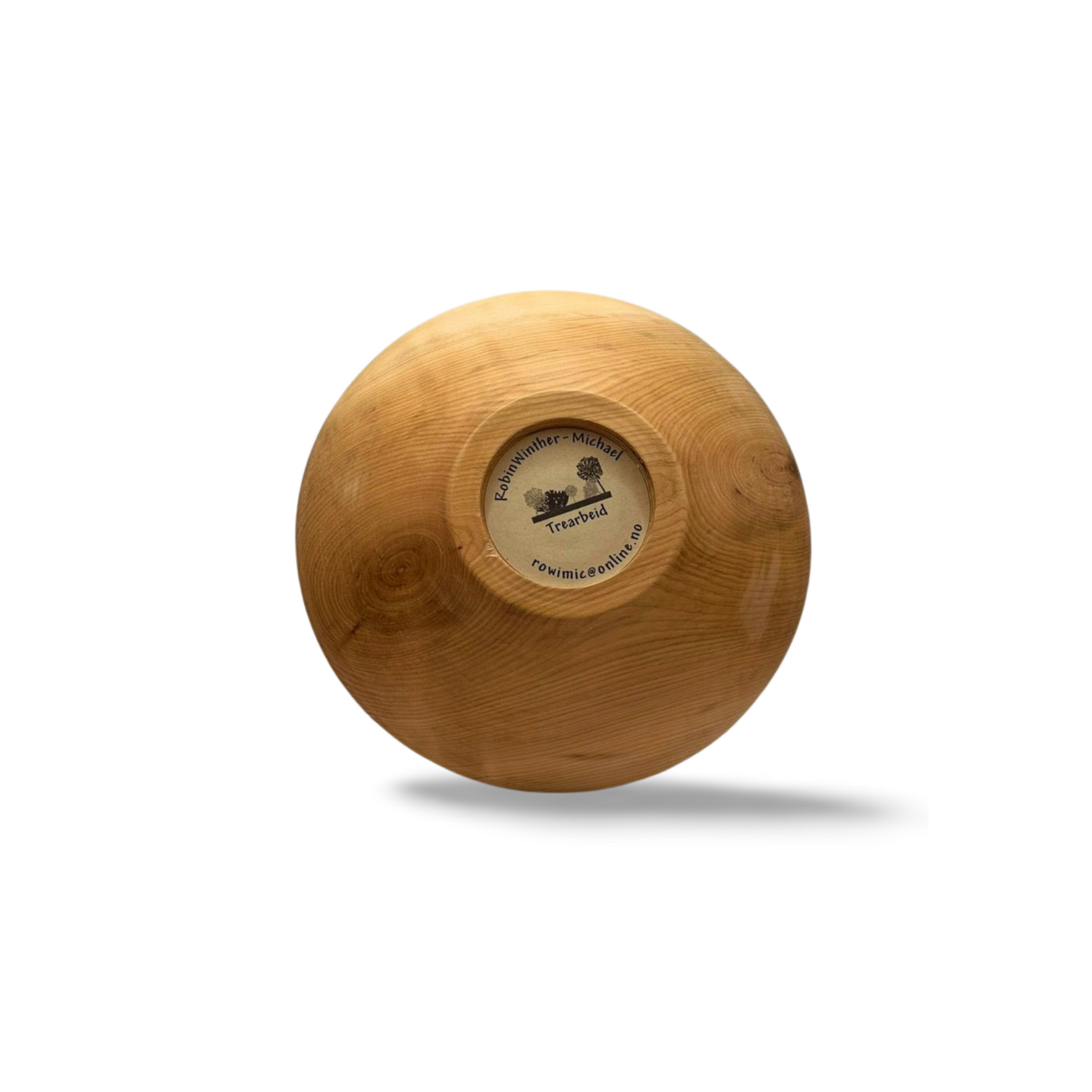 Handmade wooden bowl (200 mm) turned from Norwegian natural wood and lacquered